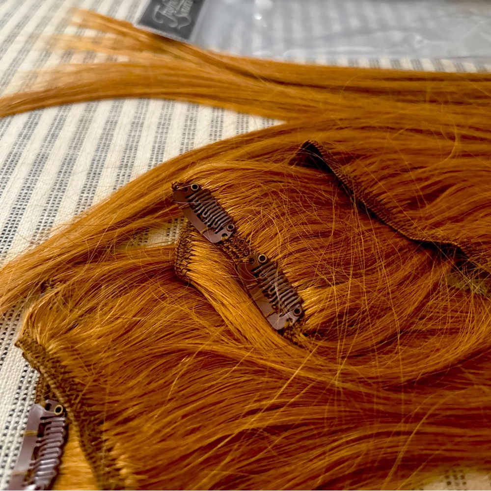 6 piece blonde clip in hair extensions